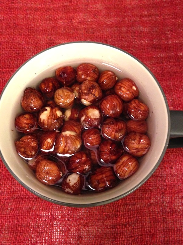 Hazelnut milk + smoothie&nbsp;recipe