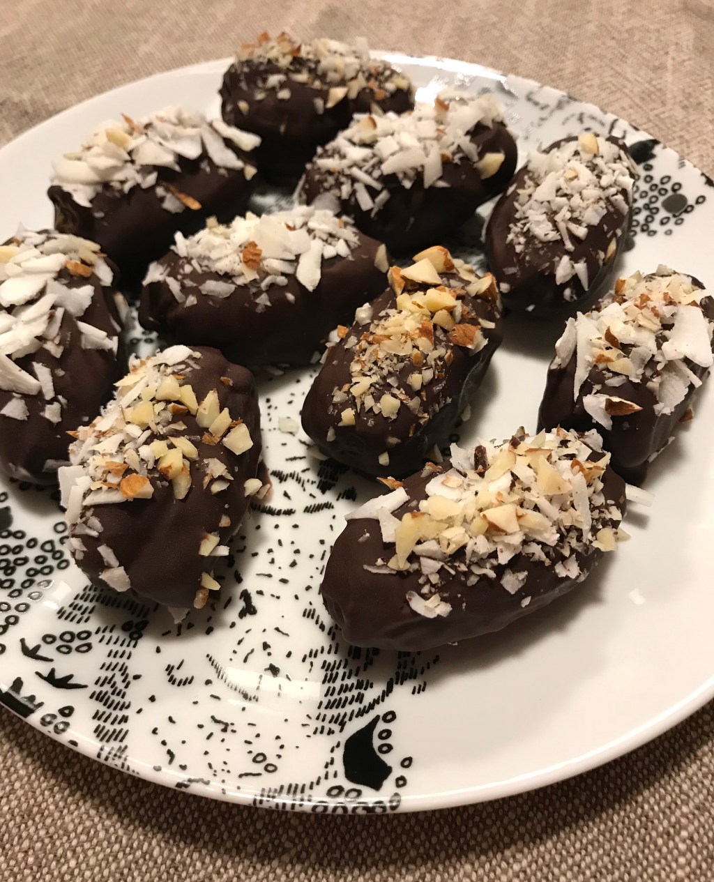 Chocolate Date Bites